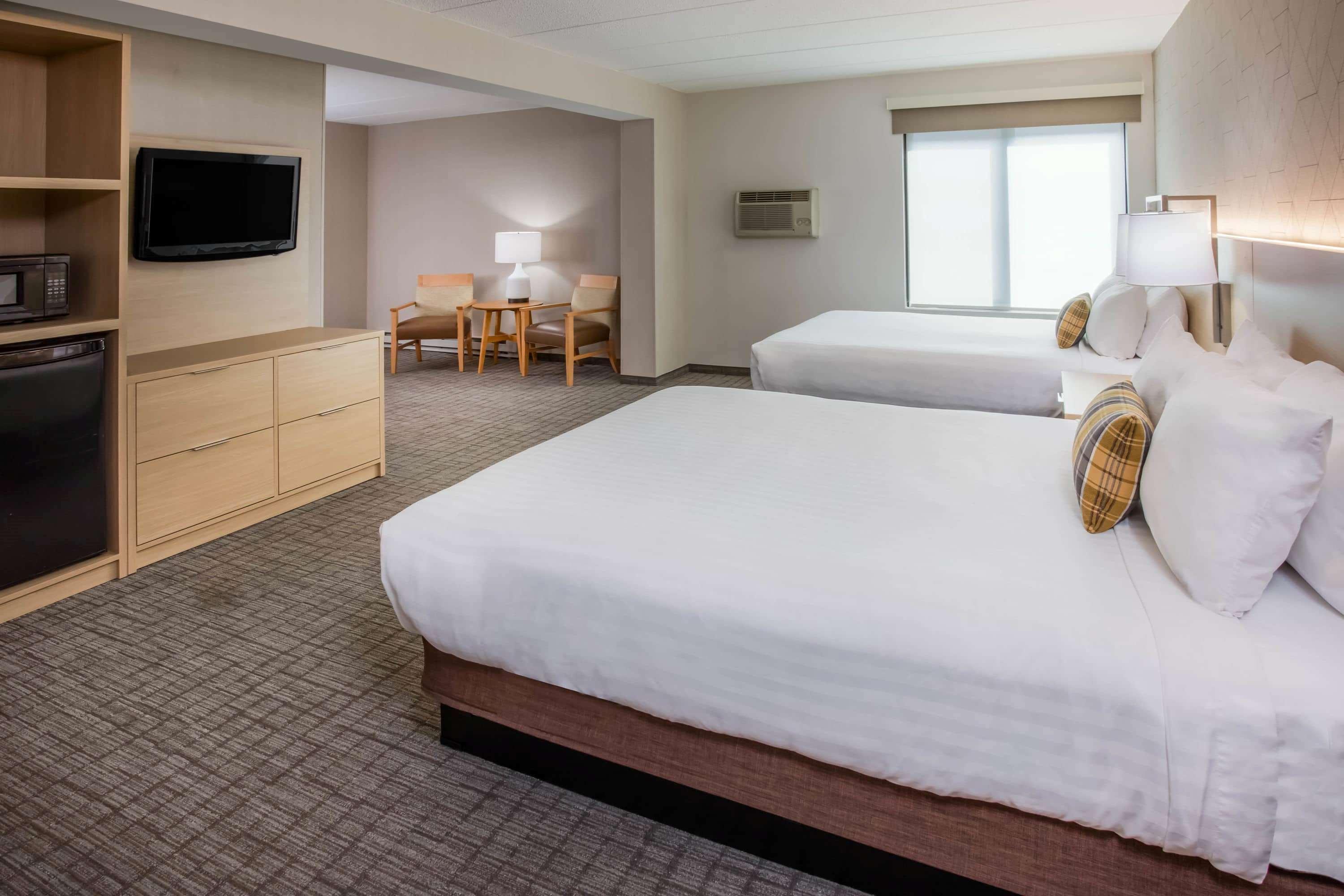 Hotel Days & By Wyndham By The Mall Duluth